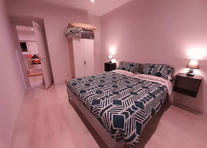 Opo Downtown - Cozy @oporto Center ポルト